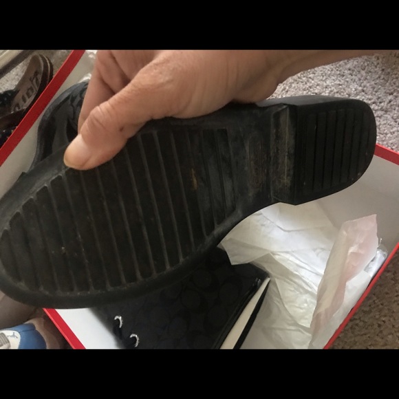 Coach signature boots - Picture 2 of 3